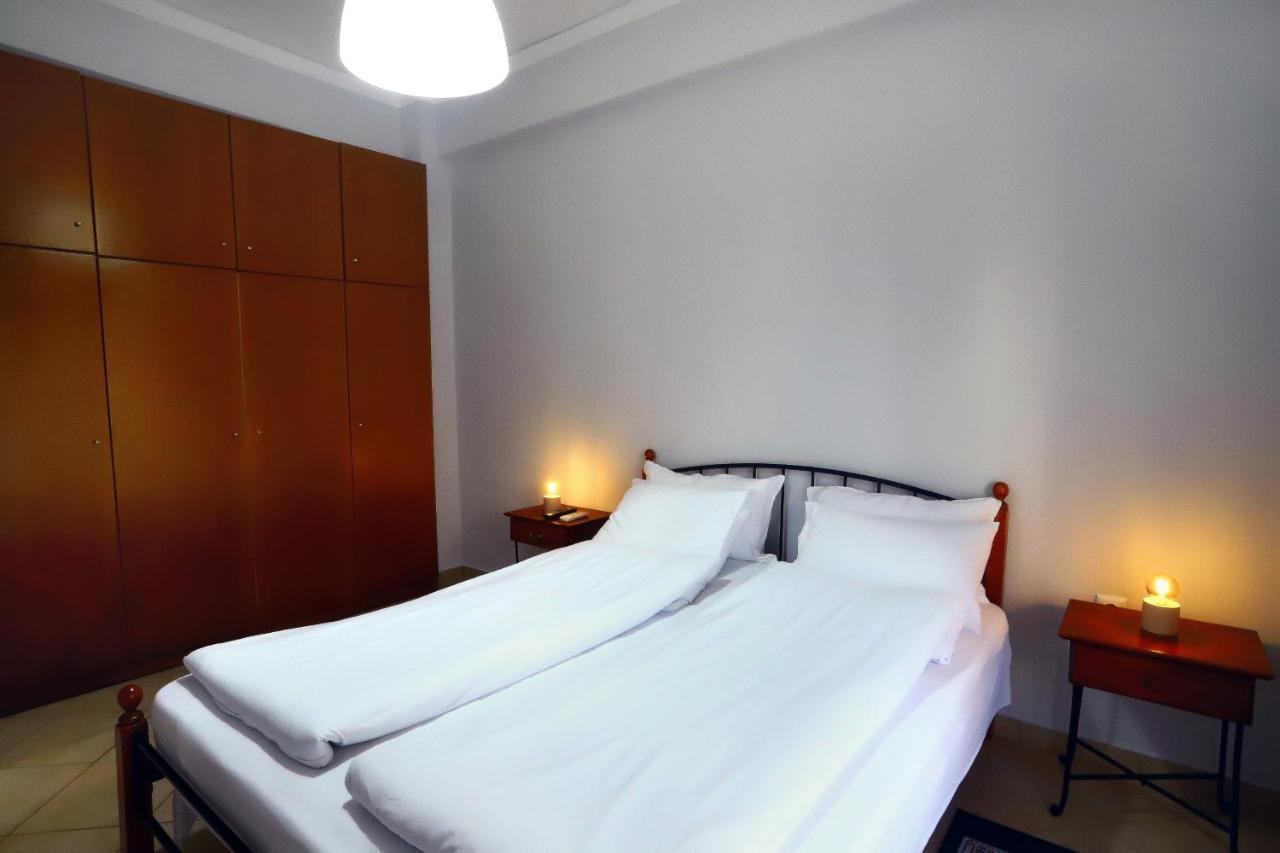 Ourania Apartment Drama Luaran gambar