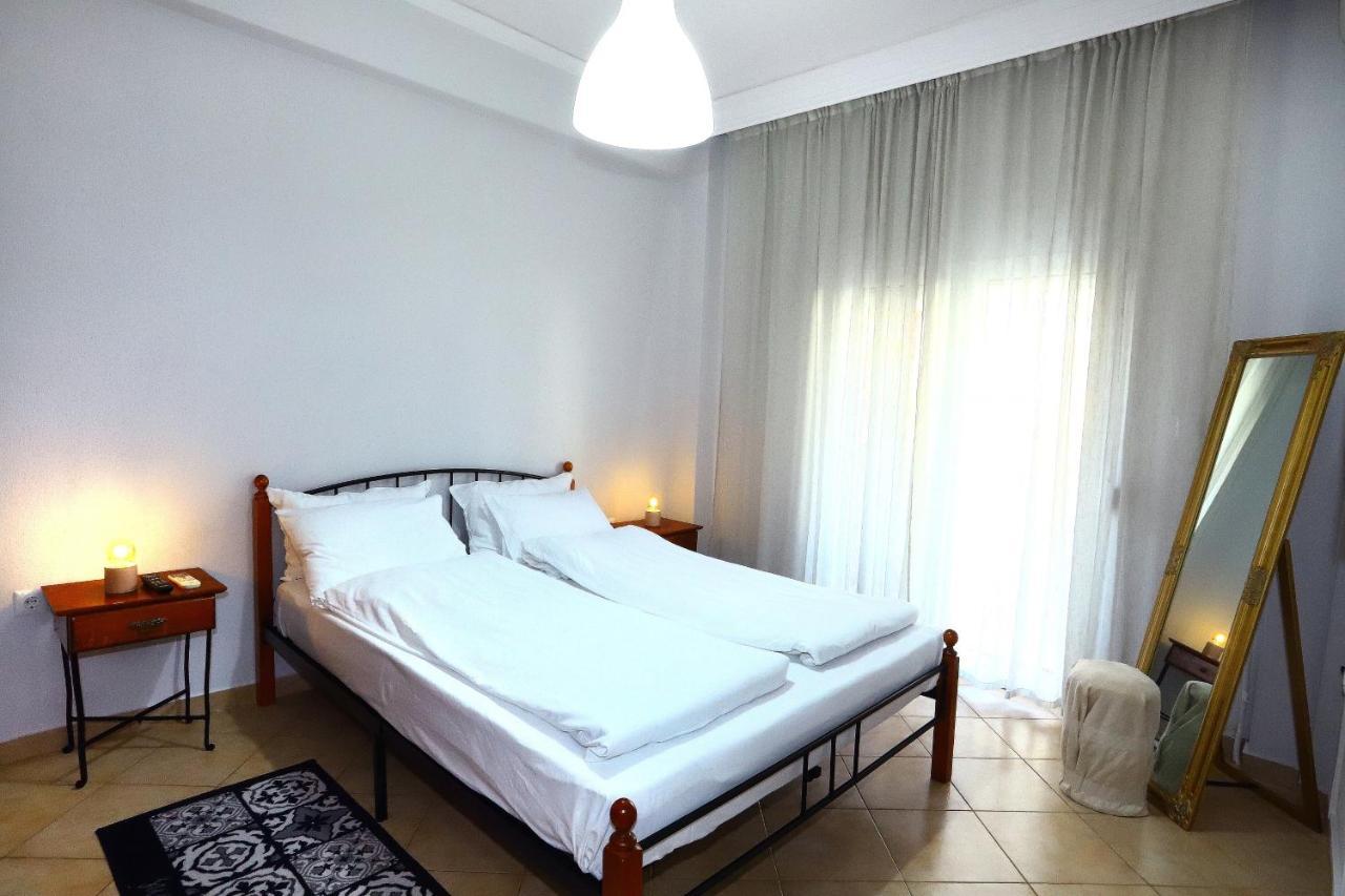 Ourania Apartment Drama Luaran gambar